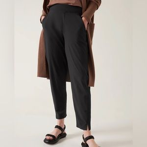 Athleta Brooklyn Ankle Pant - SIZE more like 12!